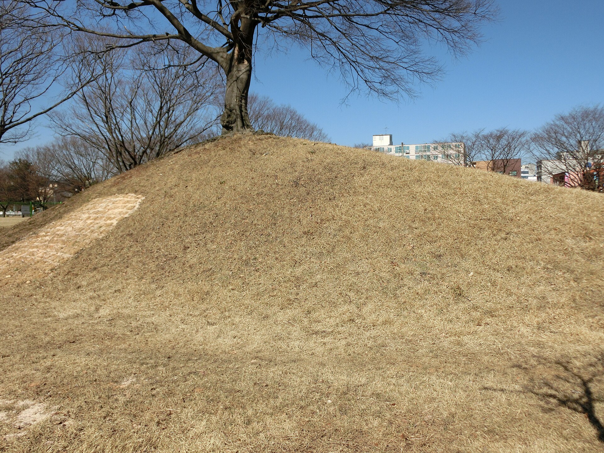 The Geumgwanchong tomb site in Gyeongju as it stands today