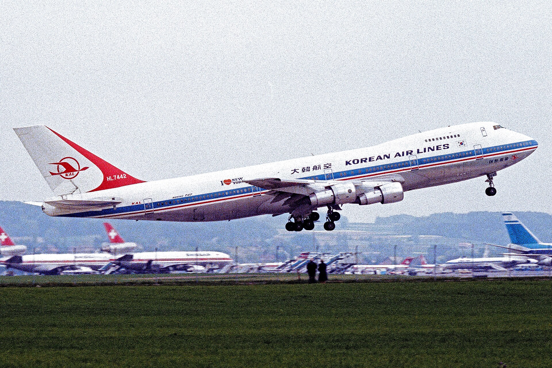 The actual aircraft, HL7442 — the Korean Air Lines Boeing 747-230B photographed departing Zurich in May 1980