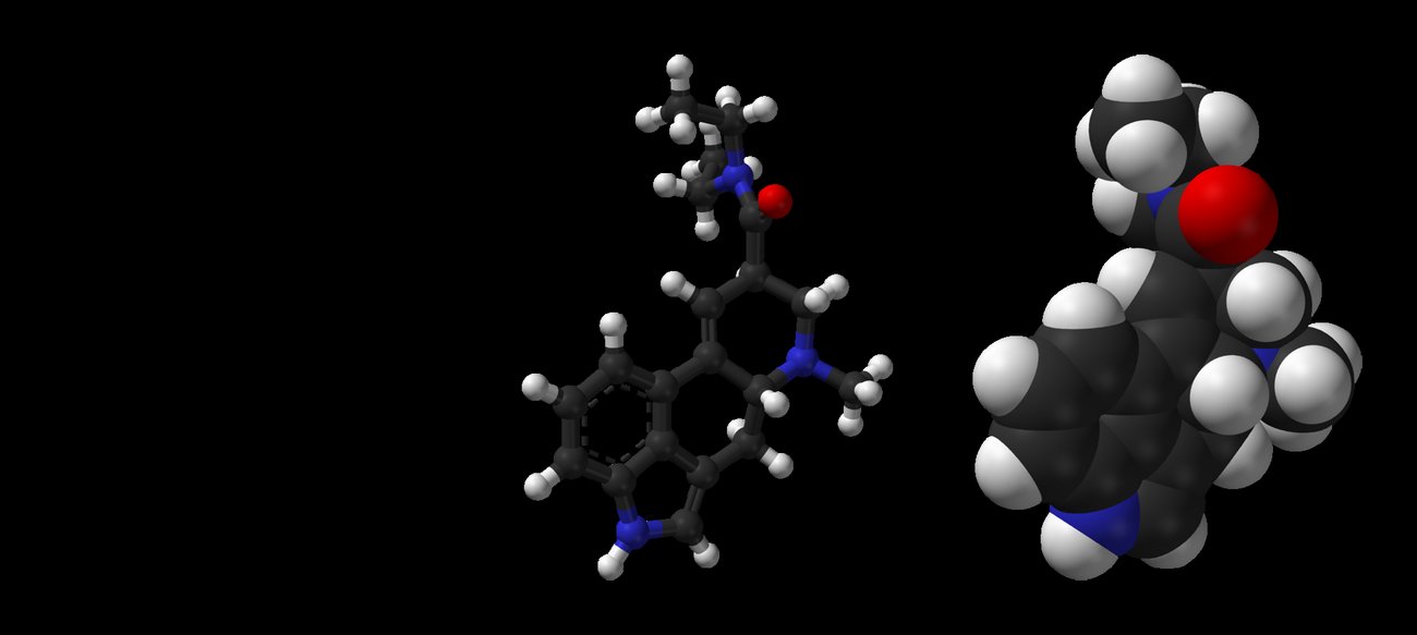 分子として描いたLSD。機密解除された記録は、隠れ家で工作員がマジックミラー越しに観察する中で投与が行われたと記す。 (Ben Mills / Public domain)