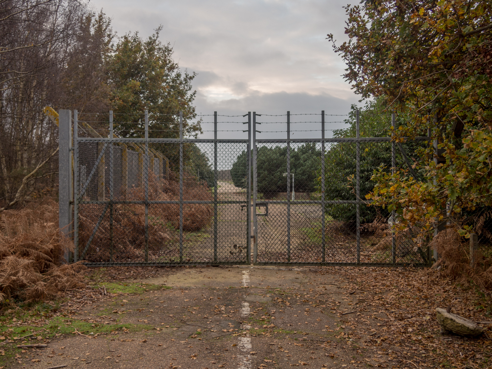 The East Gate of RAF Woodbridge as it actually stands — the very gate the security police walked out of in 1980 after seeing lights come down into the trees