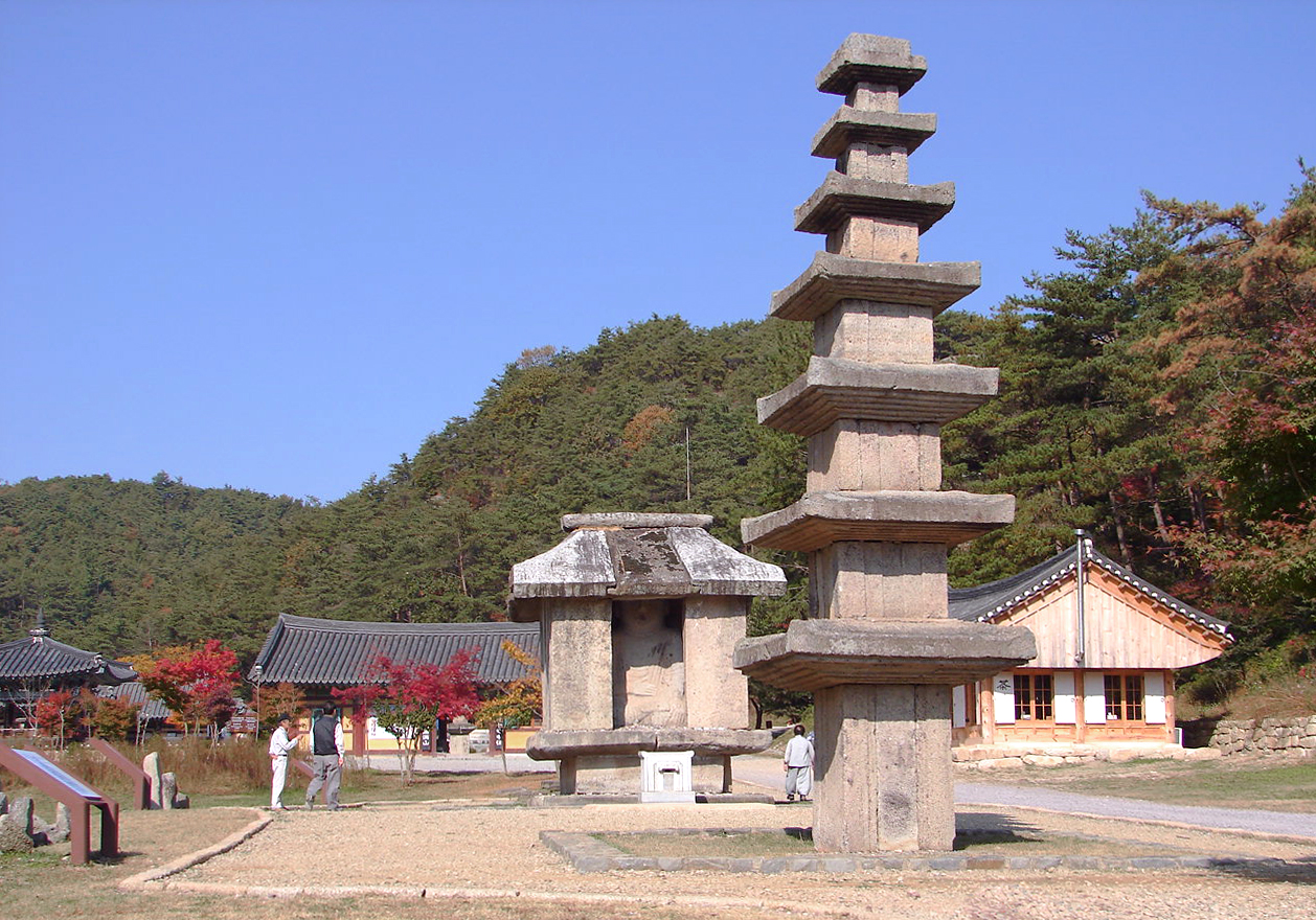 The seven-story stone pagoda and the stone Buddha shrine at Unjusa — a pagoda form found almost nowhere else, and a stone house holding two Buddhas seated back to back